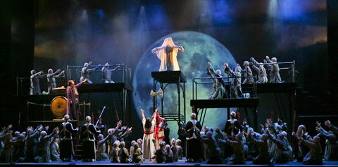 IN REVIEW: Act One tableau from Opera Carolina's 2015 production of Giacomo Puccini's TURANDOT [Photo by jonsilla.com, © Opera Carolina]