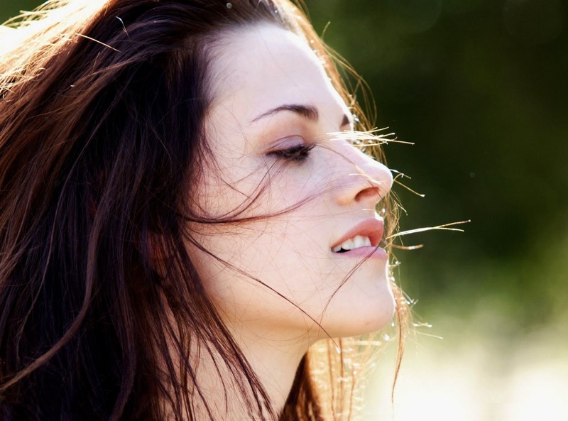 36213-kristen-taylor-ew-outlikes-02-122-52lo.jpg Kristen Stewart