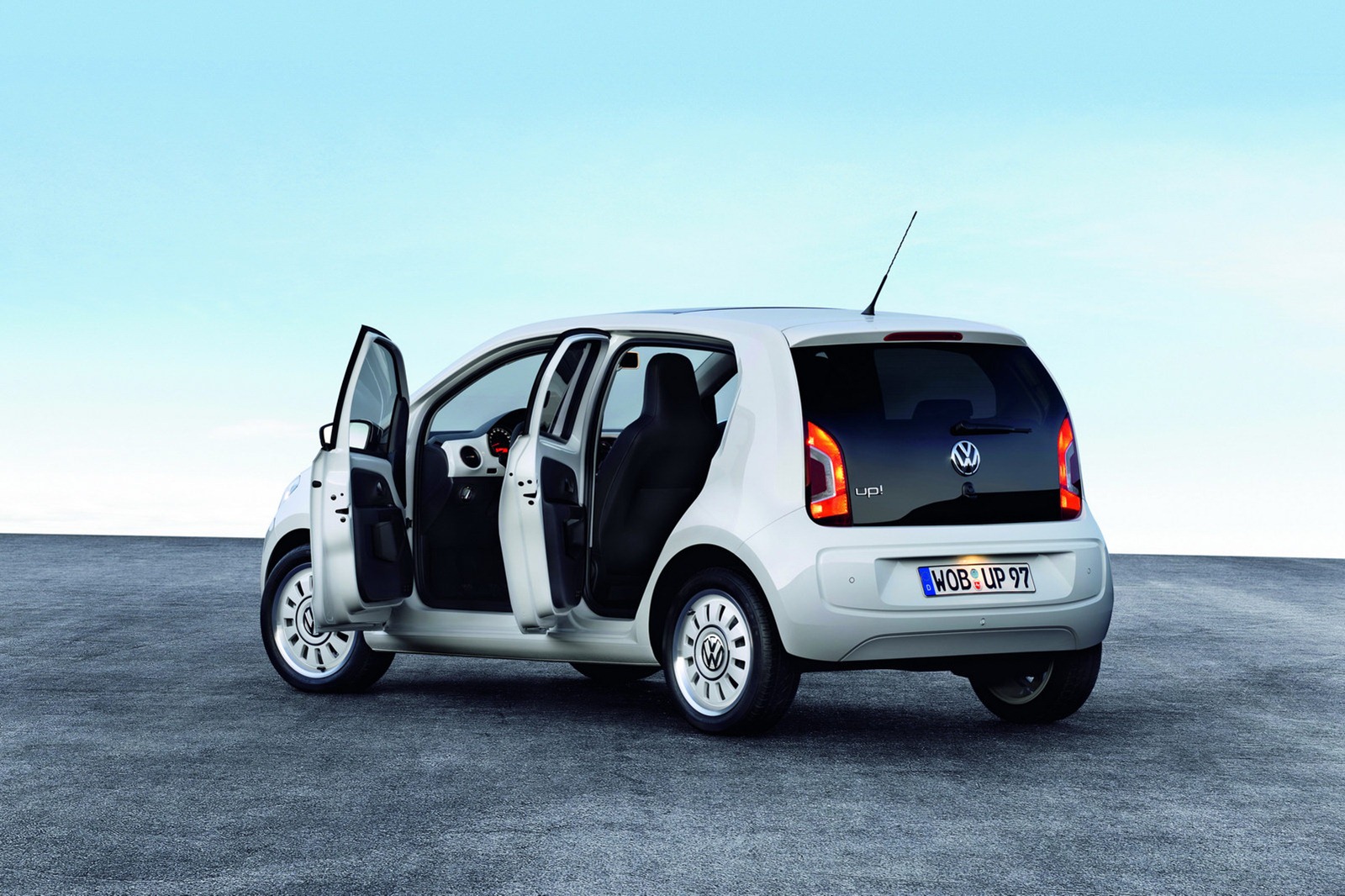Volkswagen-Up-5door-11[2].jpg