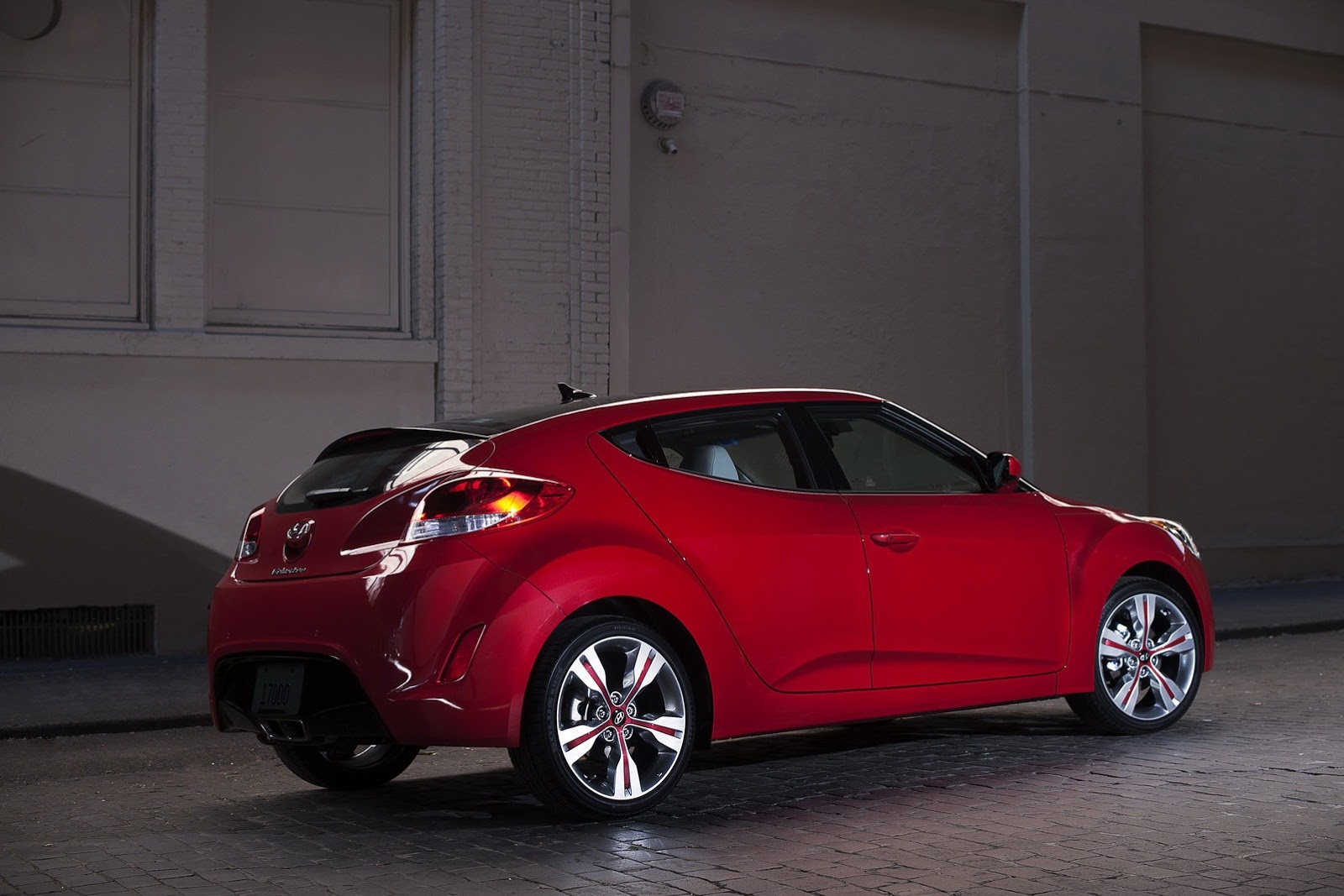 [2012-Hyundai-Veloster-2%255B2%255D.jpg]