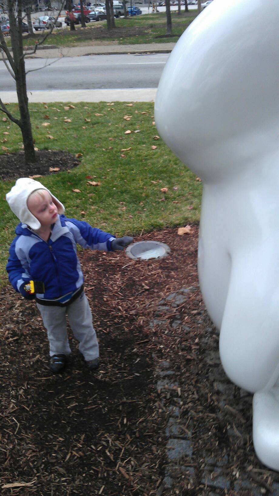 Knuffle bunny sculpture