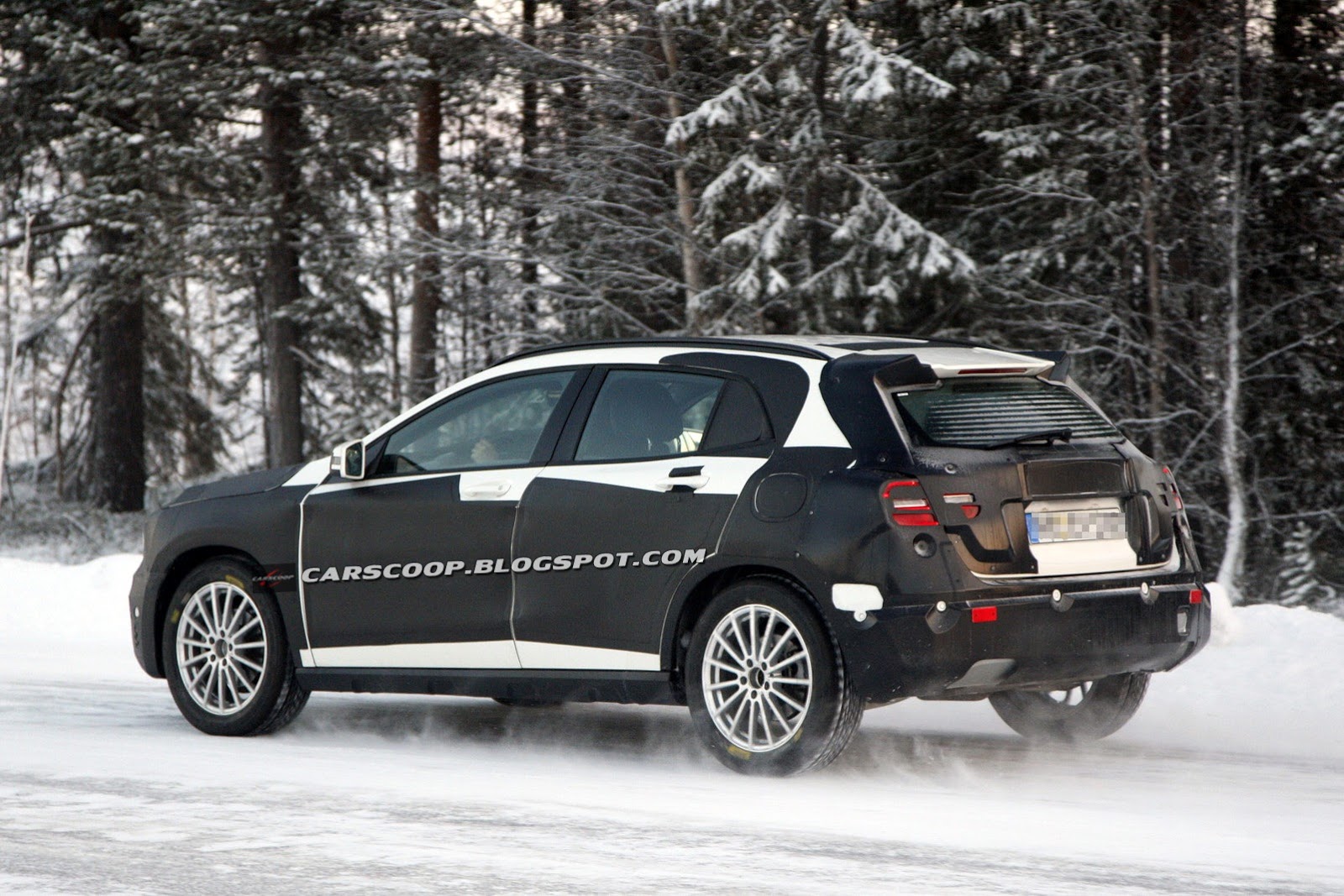 [Mercedes-Benz-GLA-5-Baby-SUV%255B3%255D.jpg]