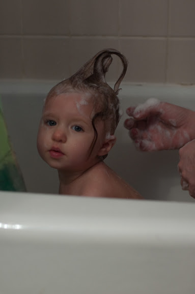 CRAZY MONTOGE OF BATHING HAIR SHOTS!