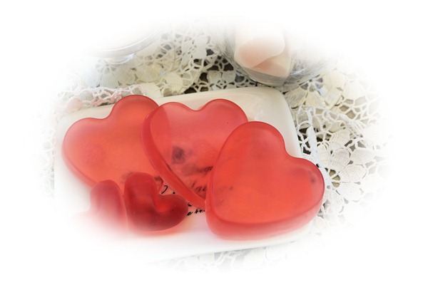 Love heart soap display 2