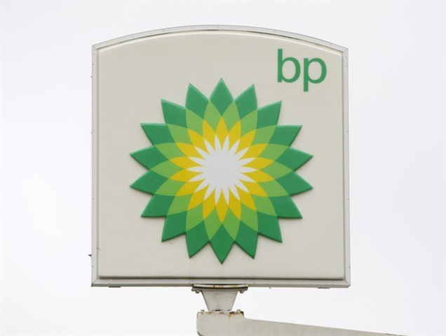 The BP brand logo is seen at a Washington, DC service station, on 27 October 2009. Photo: Jason Reed / REUTERS
