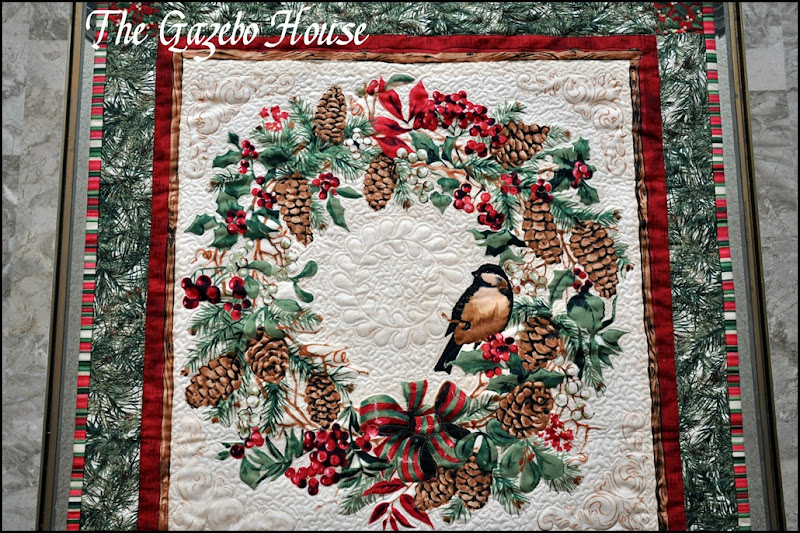 Chicadee quilted wallhanging 011