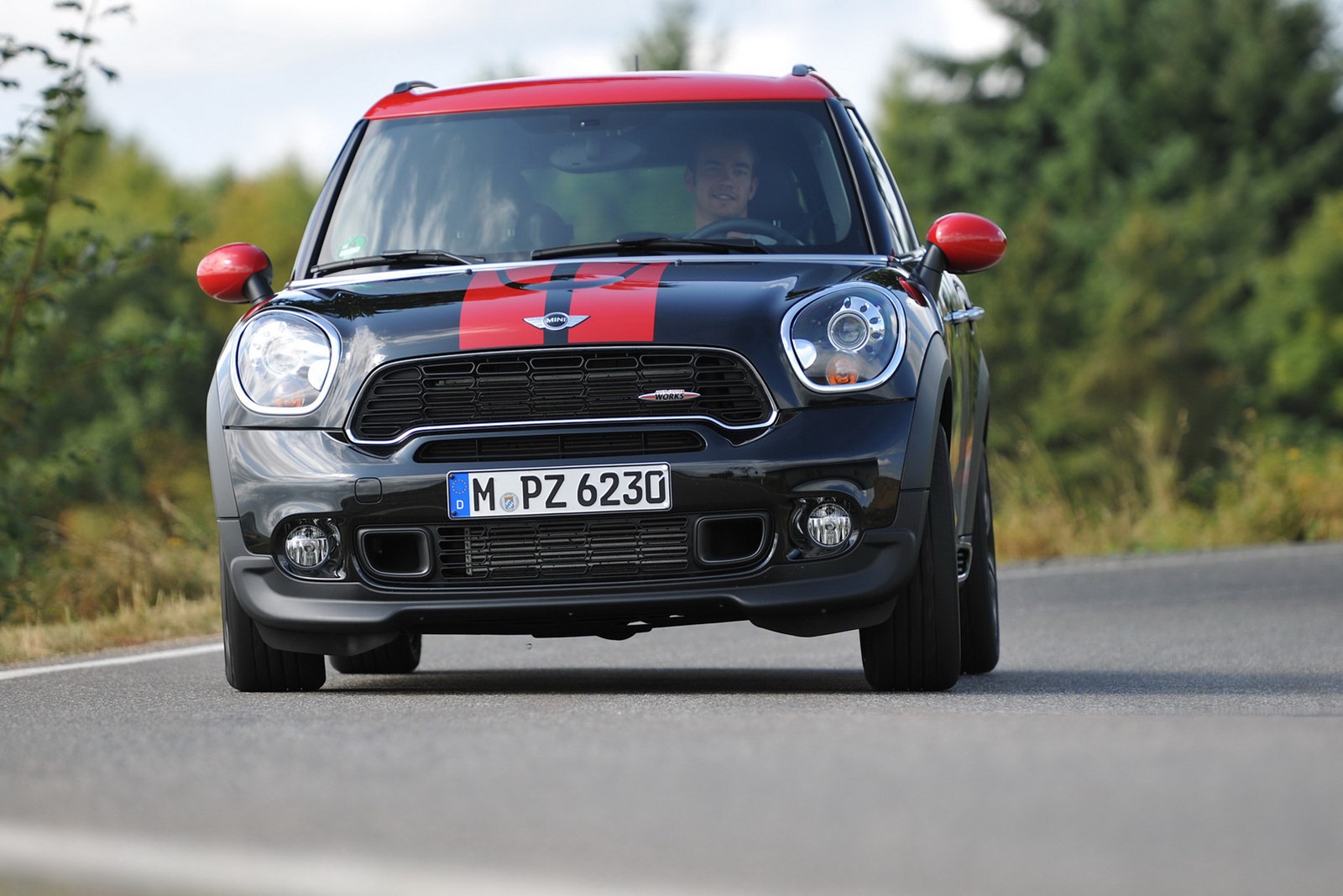 [2013-Mini-Countryman-JCW-8%255B2%255D.jpg]