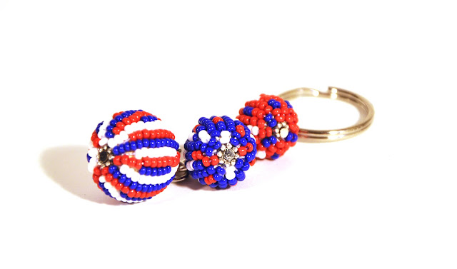 KEY CHAIN of Zulu Glass Beads. Czech hand beaded glass.This color 