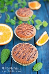 muffins cu portocale_thumb[3]