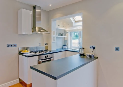 [decoracion%2520de%2520cocinas%2520peque%25C3%25B1as%2520y%2520modernas10%255B2%255D.jpg]