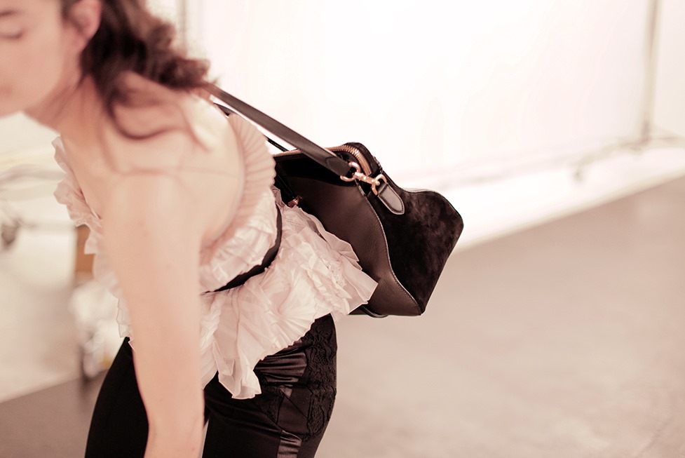 [nina%252Bricci%252Bballet%252Bbag%252Bmovie%252Bshots%252B2%255B5%255D.jpg]