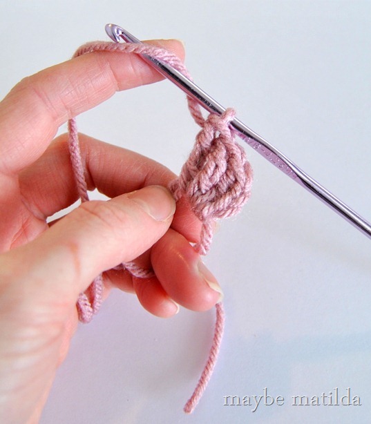 Crochet Hearts step by step
