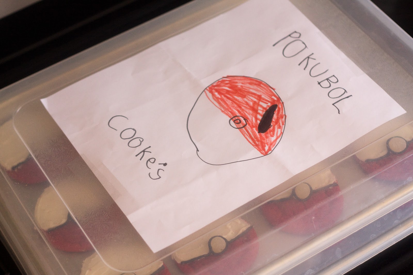 [pokeball-cookies-24.jpg]