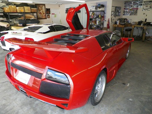 [Lamborghini-Murcielago-Toyota-MR2-16%255B2%255D.jpg]