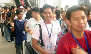 Students fall in line to register.