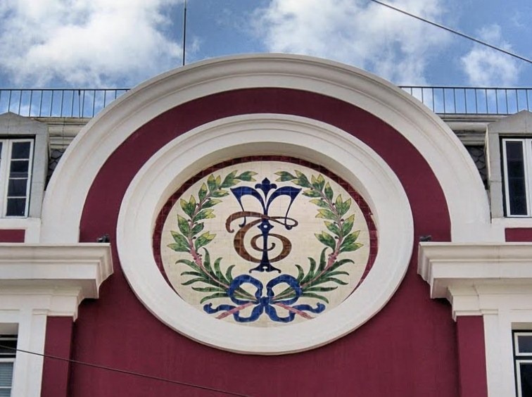 [Teatro-da-Trindade.47.jpg]