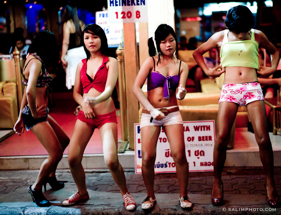 Тайские Шлюхи На Улице