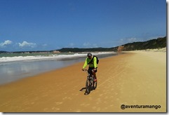 Muitas praias praticamente desertas