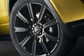Range-Rover-Evoque-Sicilian-Yellow-Limited-15
