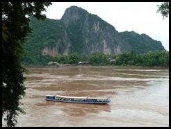 Laos, Luang Parbang, Mekon River, 6 August 2012 (19)