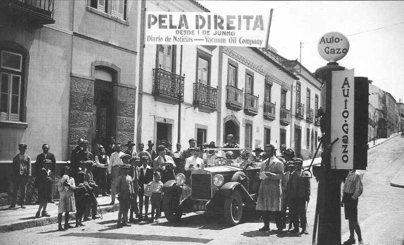 [1928-Comeo-circulao-pela-direita-1-d%255B2%255D.jpg]
