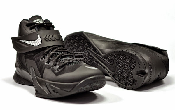 The Showcase Nike Zoom LeBron Soldier 8 VIII 8220Blackout8221