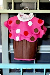 No Sew Cupcake Costume[4]