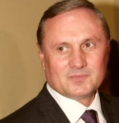[efremov-pro-tyajeliy-god%255B41%255D.jpg]