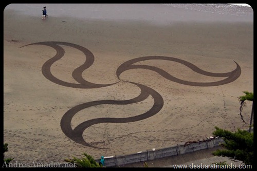 desenhando na areia desbaratinando  (8)