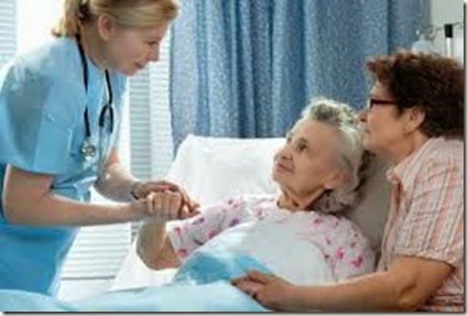 155932-425x282-Hospice-nurse-with-patient-and-family-member 155932-425x282-Hospice-nurse-with-patient-and-family-member