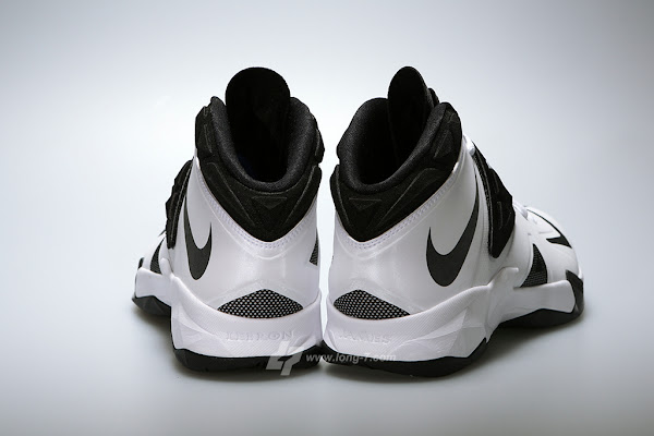 New Pics  Nike Zoom Soldier VII TB White Black and Silver