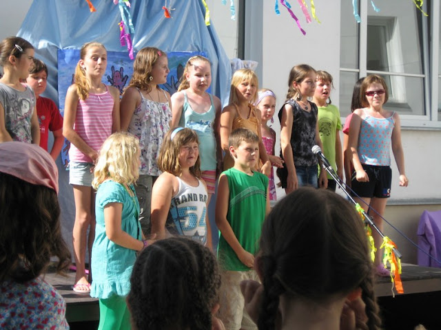 zahradni_slavnost_11_12 (38).JPG