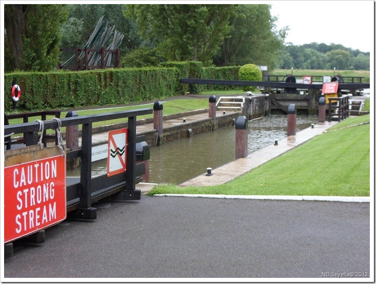 SAM_1556 Northmoor Lock SAM_1556 Northmoor Lock
