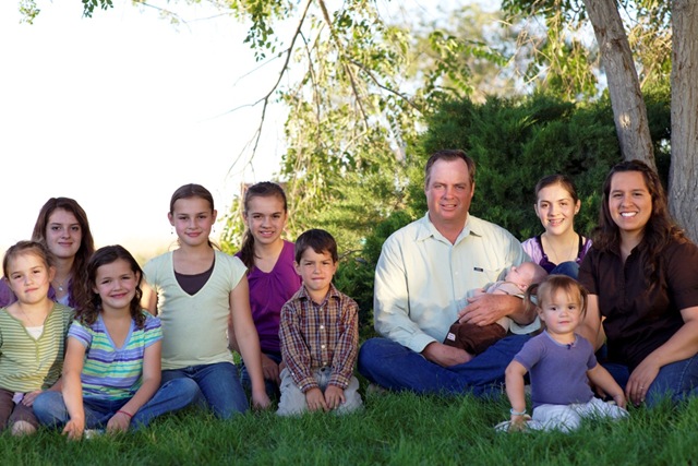 [family%252001%255B2%255D.jpg]