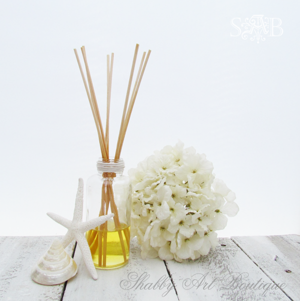 Shabby Art Boutique - reed diffuser 2