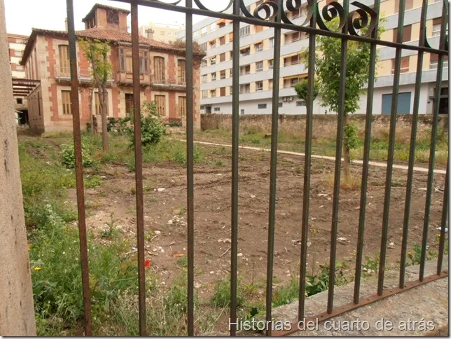 Casa abandonada del paso de la estación Salamanca