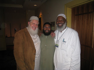 Sh. Yusuf Estes, Sh. Yasir Qadhi, and Imam Siraj Wahhaj at the Marriot - (After this shot, Imam Siraj walked 9 flights of steps to his hotel room since there was a huge line for the elevator.)