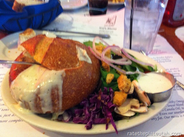 [Pier-Market-Clam-Chowder-in-Bread-Bo%255B1%255D%255B1%255D.jpg]
