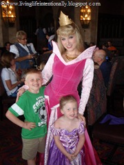 [Disney%25202011%2520105%255B5%255D.jpg]