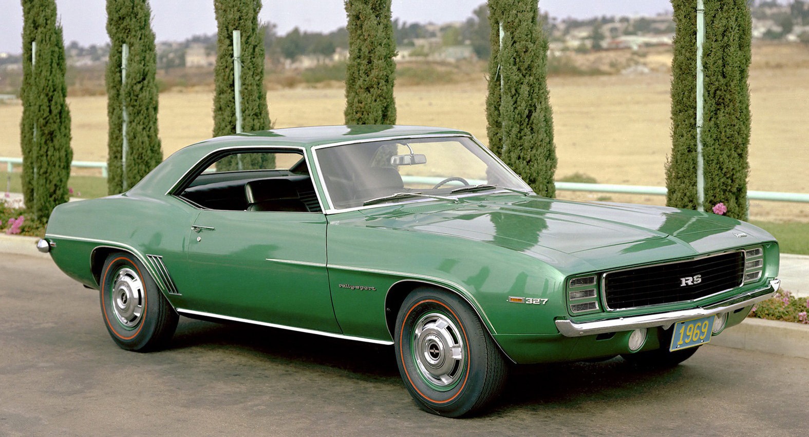 [1967-1969-Chevrolet%2520Camaro-9%255B2%255D%255B3%255D.jpg]
