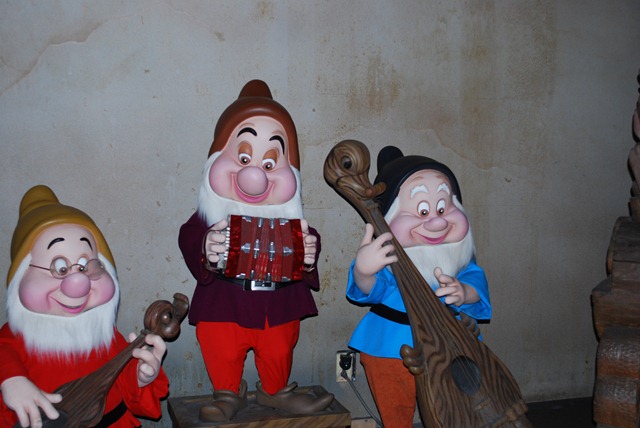 [Disneyland%2520198%255B2%255D.jpg]