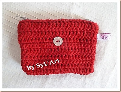 Pochette rouge crochet By SyL'Art