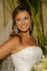 Fotos do evento Ana Flávia + Leandro. Foto numero 28 do Studio Caldas, do Rio de Janeiro, RJ. Lincoln Caldas e equipe fazem fotos de casamento (fotografias de casamentos), fotos de making-of (making of de noiva), fotos em estudio (ensaios fotograficos), fotos de casal (ensaios fotograficos de e-session), fotos de familia, videos de casamento (filmagem de casamentos), videos de making-of e clipes de casamento. Fotojornalismo e videojornalismo no Rio de Janeiro, RJ. fotos casamento rio de janeiro fotografias casal rj foto eventos familia noiva ensaio fotografico videos galeria noivas fotografo evento casar retrato fotografía festa festas decoração revelação fotografia preto e branco