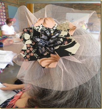 06.11.12 Tricia's fascinator