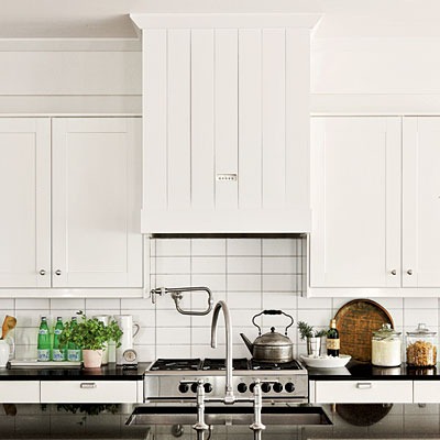 [1208-idea-house-kitchen-detail-l5.jpg]