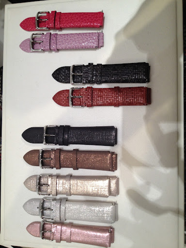 The straps come separately with all of Philip Stein's watches so you can truly customize your look. The straps come separately with all of Philip Stein's watches so you can truly customize your look.