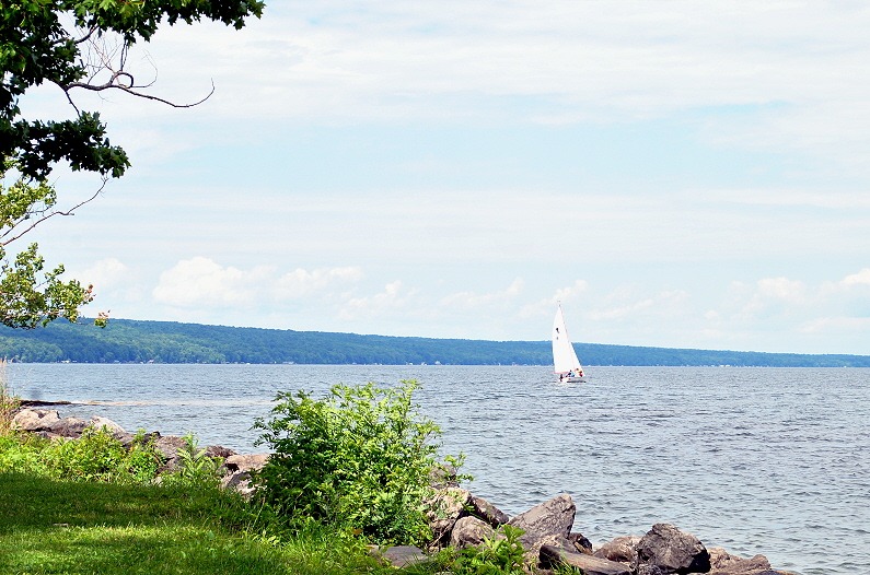 [04b%2520-%2520Cayuga%2520Lake%2520-%2520Day%2520Use%2520Area%252C%2520great%2520lunch%2520spot%255B1%255D.jpg]