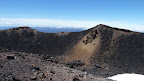Am Gipfel des Mt. Ngauruhoe (2287 m); Tongariro Northern Circuit, Tag 1.
