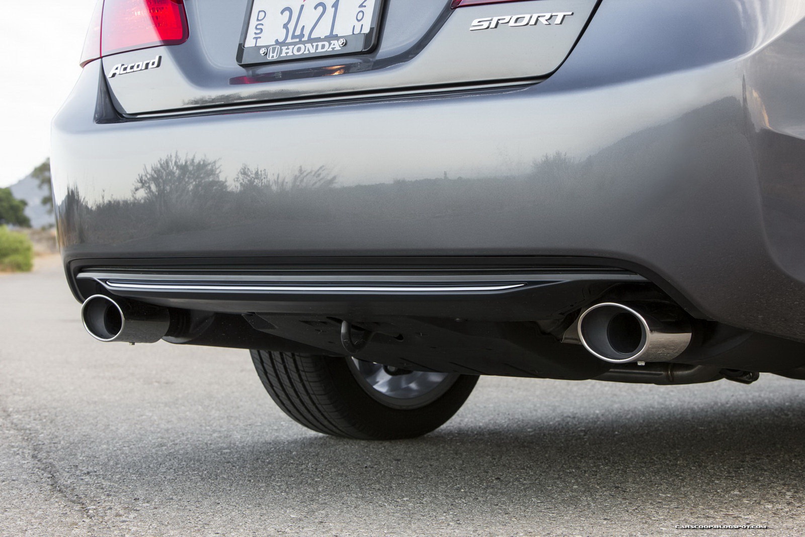 [2013_Honda_AccordSport_Sedan_302%255B2%255D.jpg]