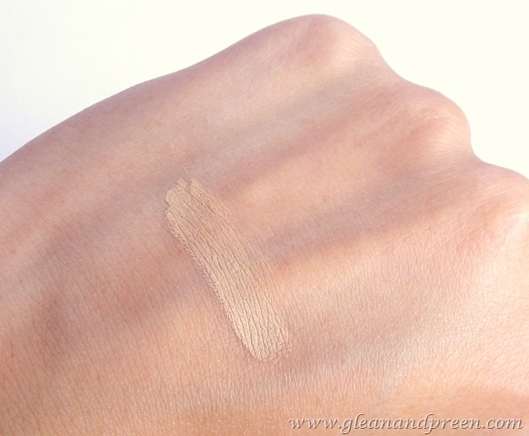 [Chambor%2520Radiant%2520Touch%2520Up%2520Concealer%2520Swatch%255B5%255D.jpg]